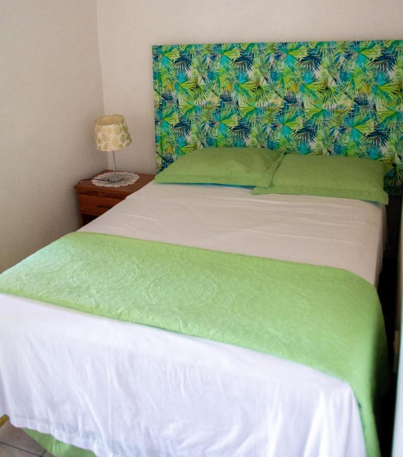 Tropical Breeze Vacation Home And Apartments Gros-Islet Buitenkant foto