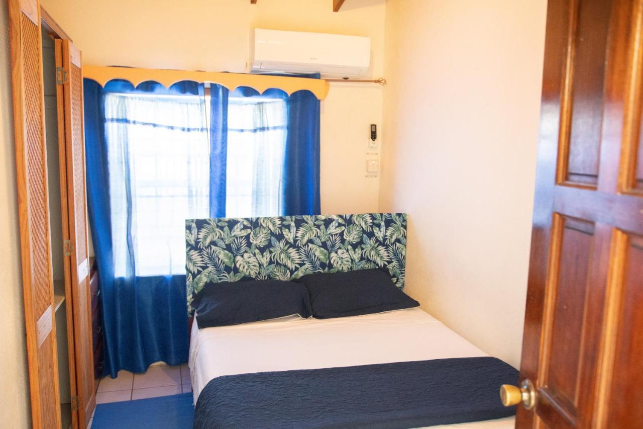 Tropical Breeze Vacation Home And Apartments Gros-Islet Buitenkant foto